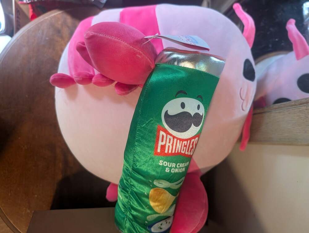 Zuru Snackles Series 2 Pringles Sour Cream and Onion Plush